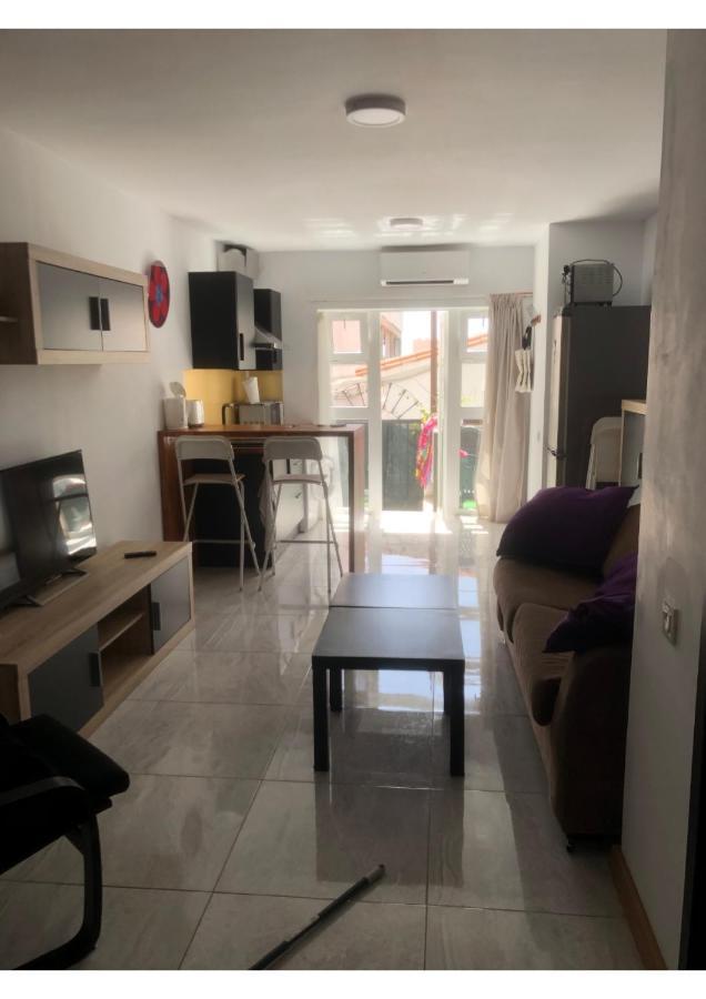 Torremolinos, Bonito Apartamento Studio La Carihuela Exterior foto